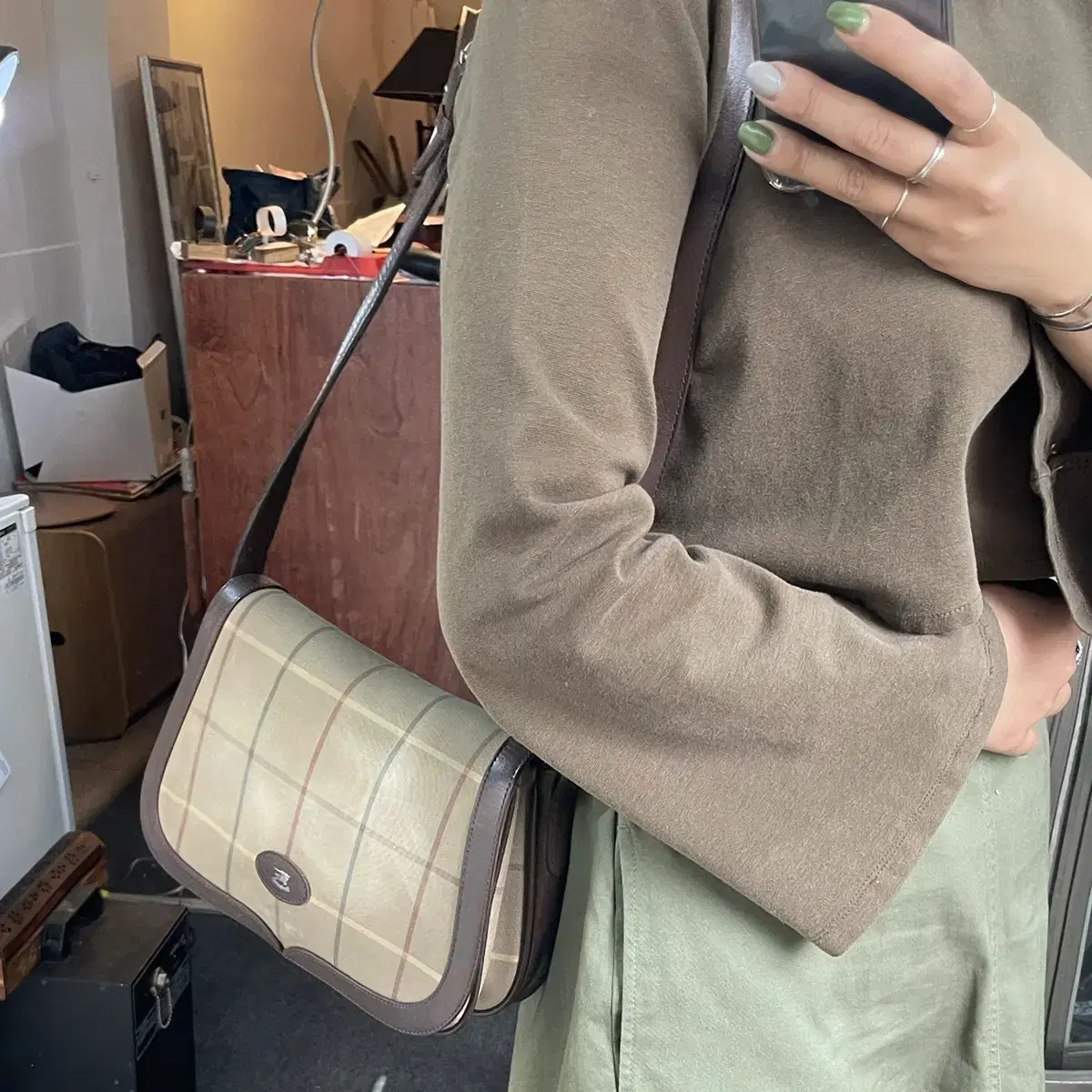 Genuine Vintage Burberry Shoulder Bag (Negociable sale)