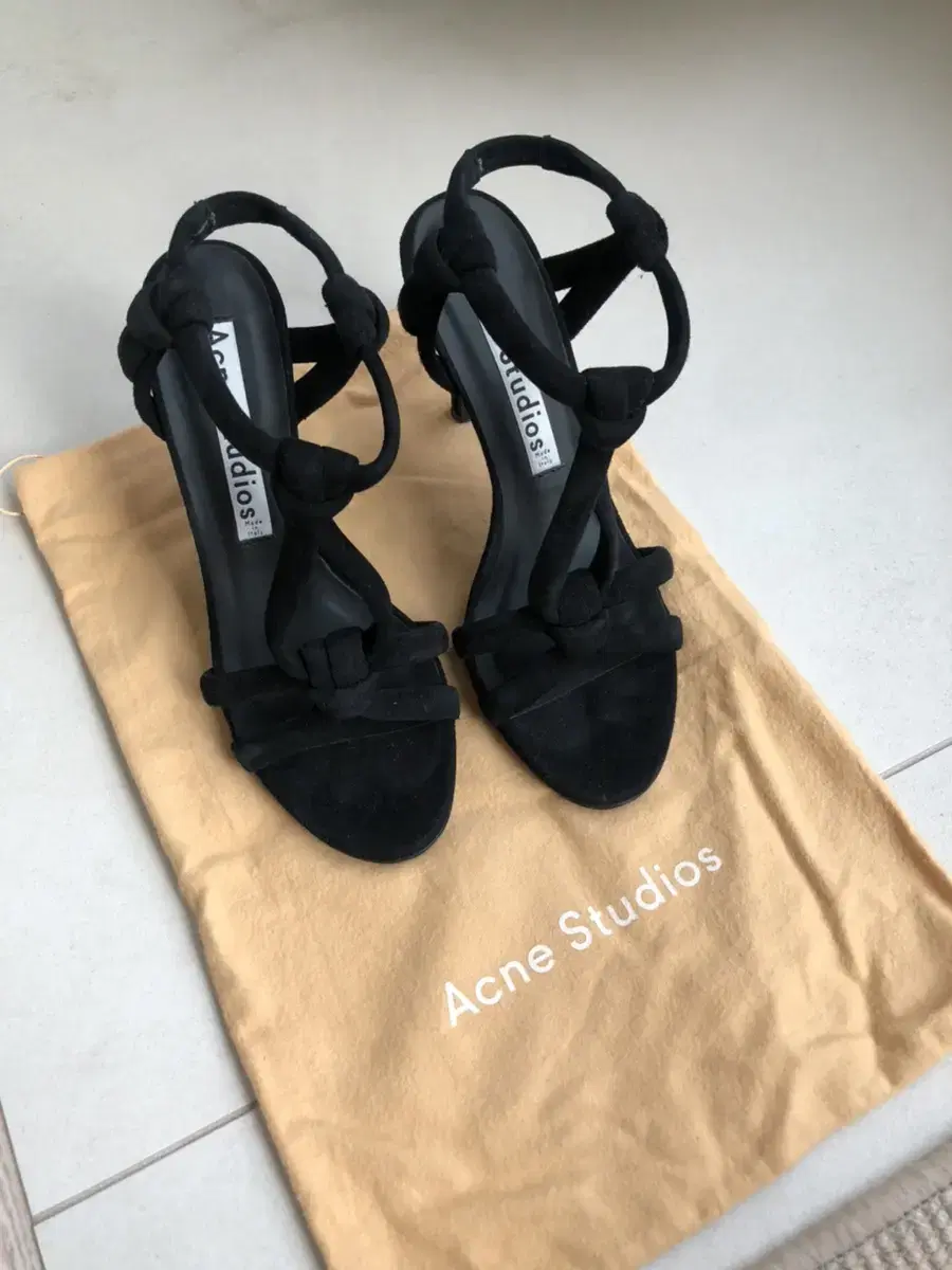 가격내림) 아크네 acne studio 정품 샌들