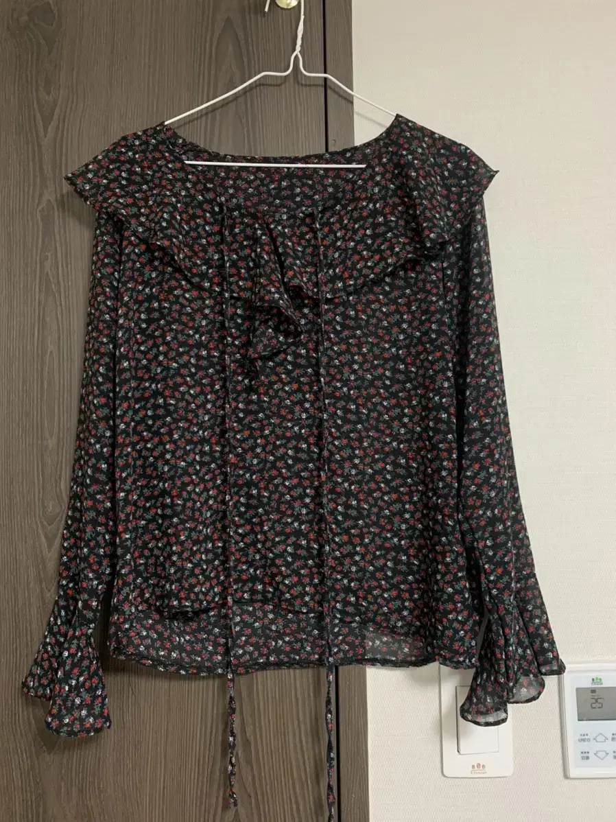 See-through blouse (worn once) Flower blouse