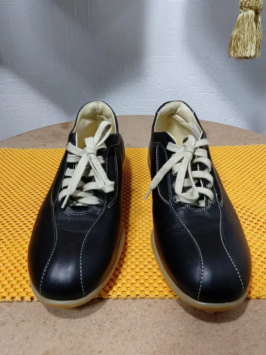 38(240) M&G Leather Sneakers New