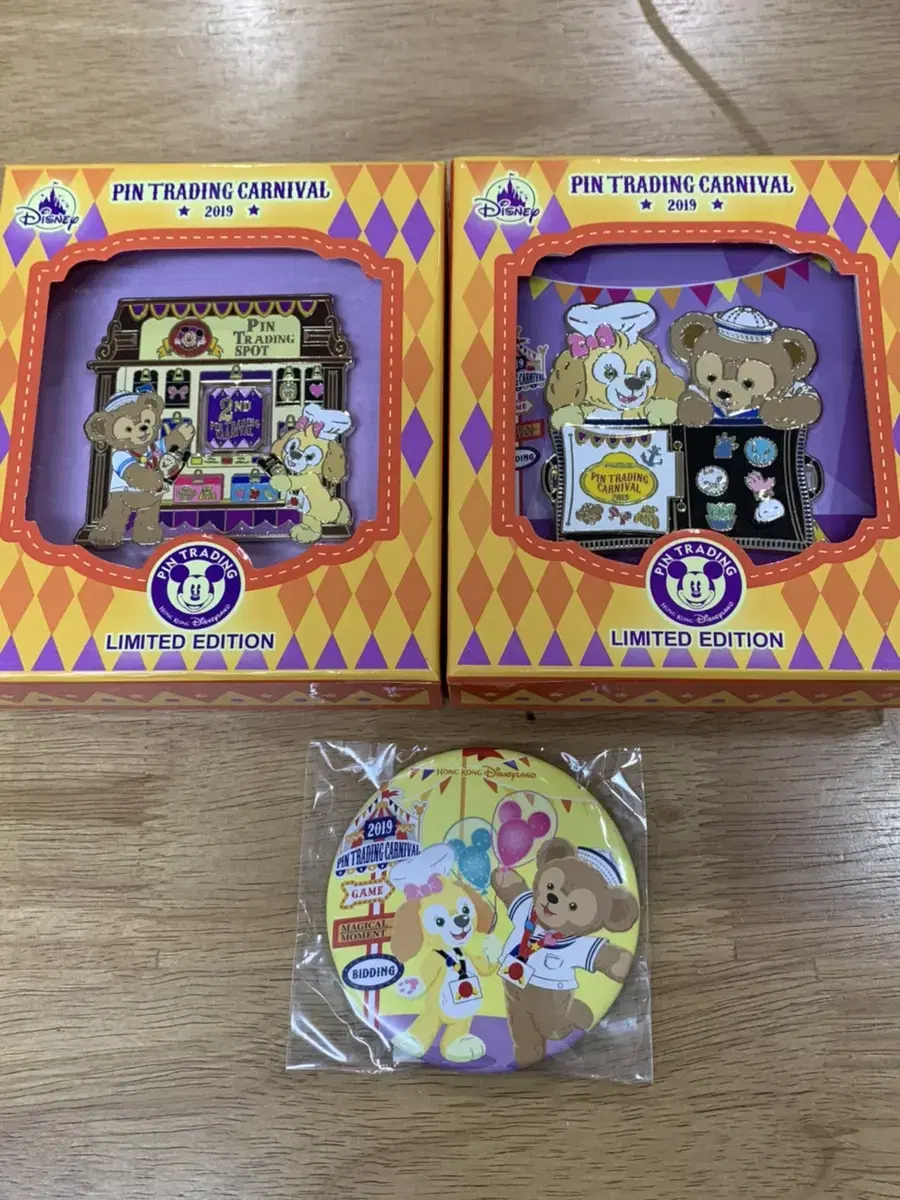 Limited Edition Hong Kong Disneyland 2019 Pin Trading Carnival Pin