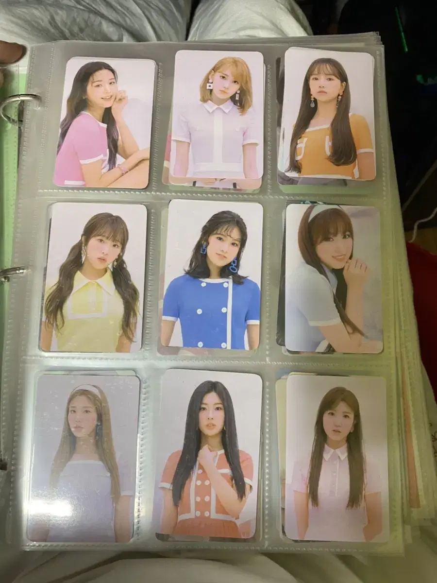 IZ*ONE HeartEyes Photocard