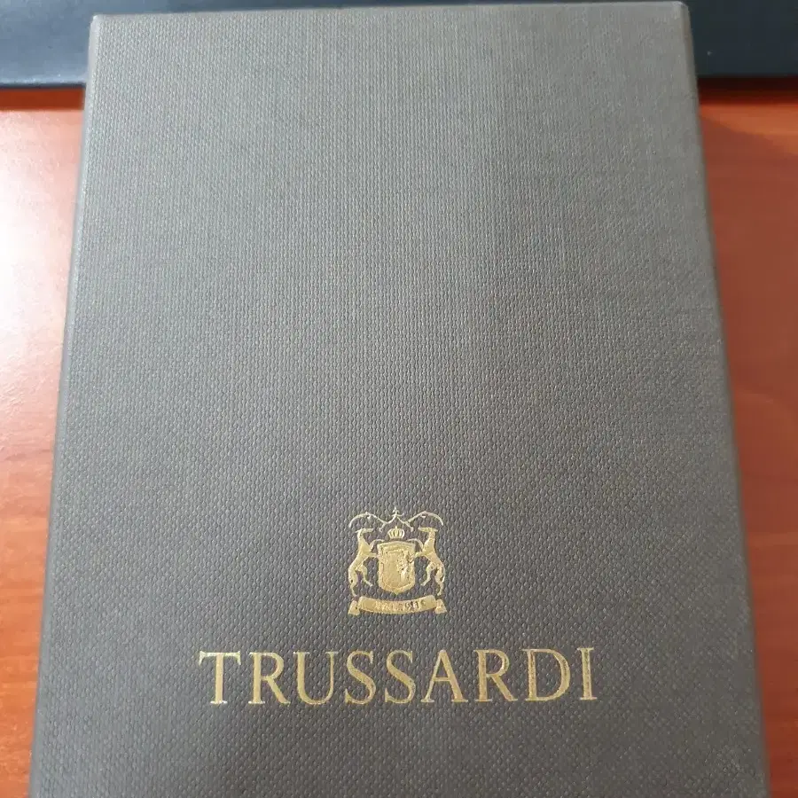 TRUSSARDI 이태리 가죽 폰케이스