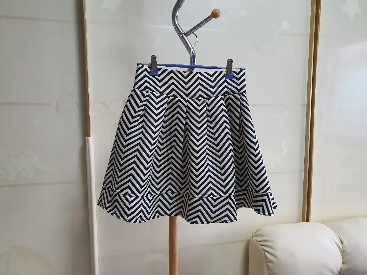 Flare-banded miniskirt (M)