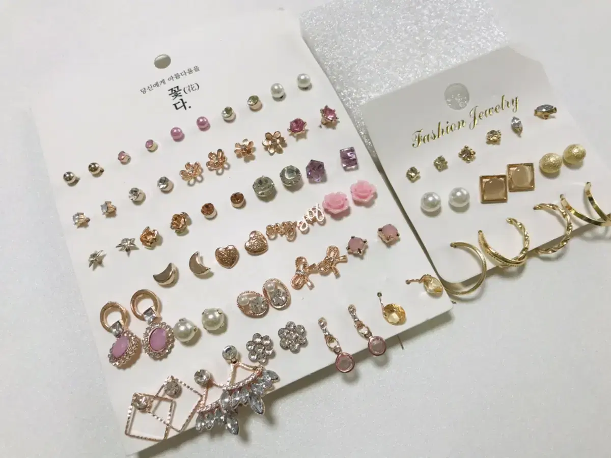 Quick sale of earrings at a low price