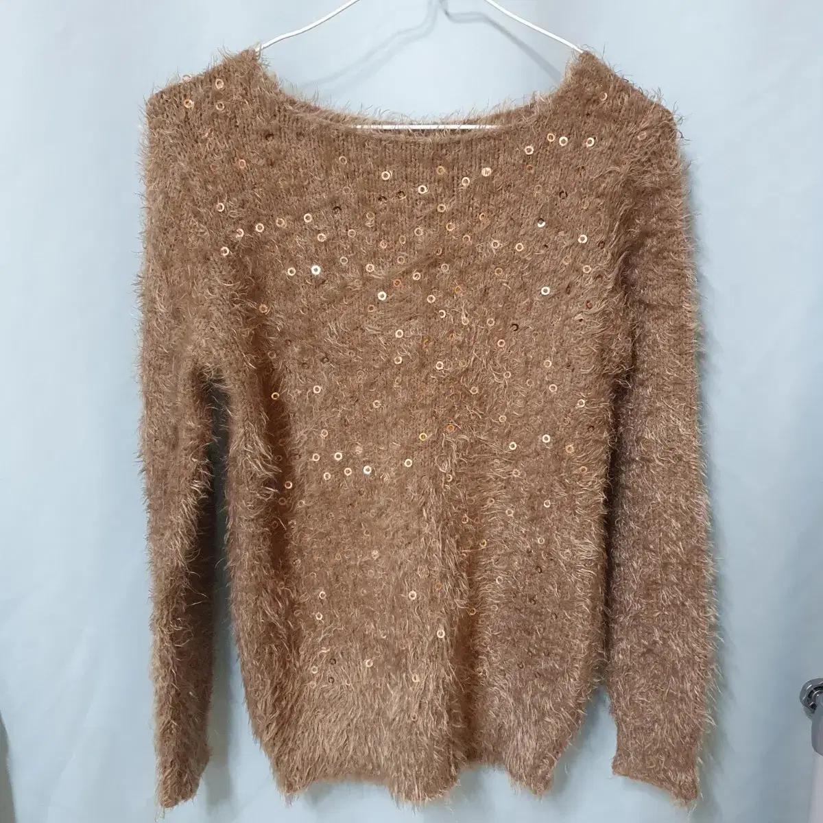 Angora knit (I need money urgently, so I'll give it to you for 15,000 won if you make a cool deal)