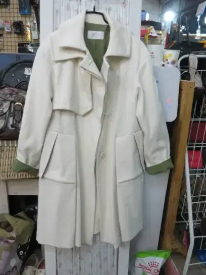 Time Cream-colored Luxury Coat