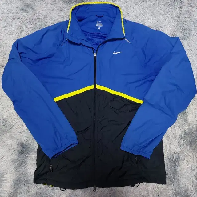 100 Nike Reflective Scotchlogo Training Zip Up Windbreaker