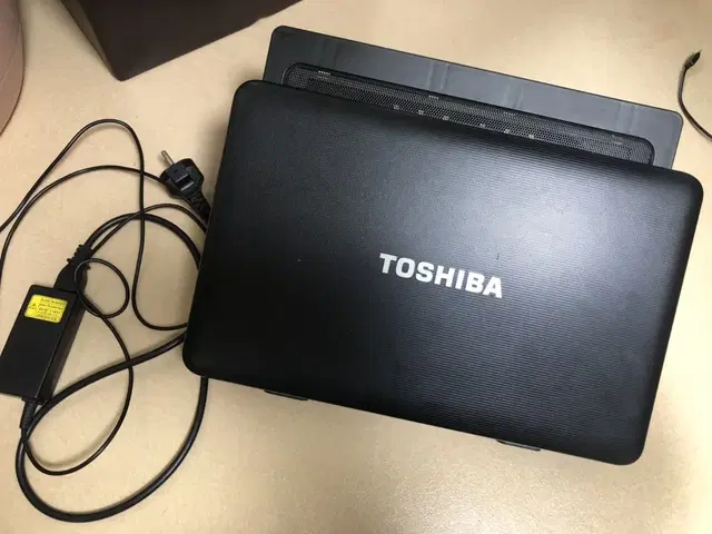 Toshiba 노트북 C850D 받침대,마우스까지!