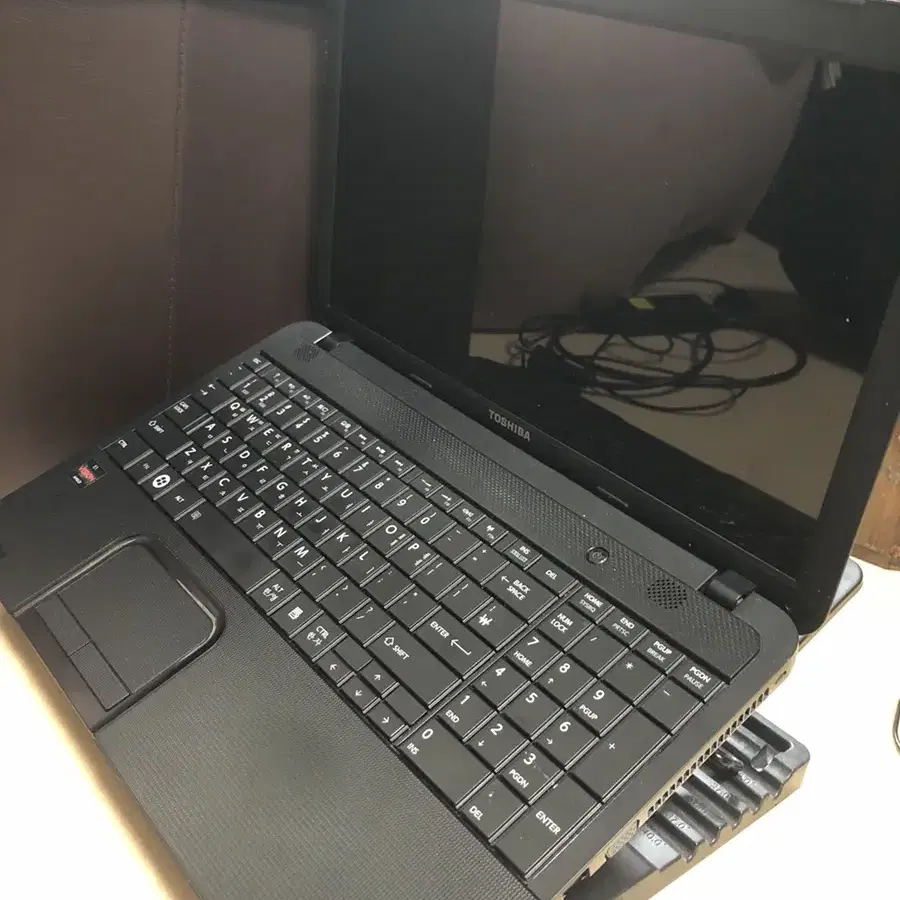 Toshiba 노트북 C850D 받침대,마우스까지!