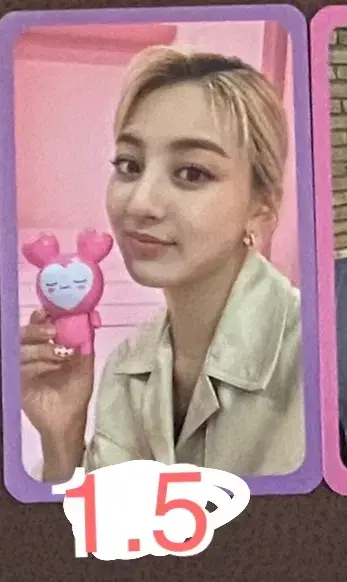 Twice Laburi Photocard