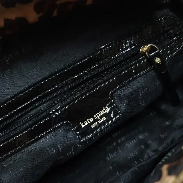 KATE SPADE 케이트스페이드 레오파드 나일론 호보백 숄더백 B853