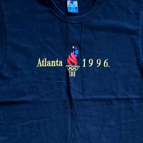 Champion Atlanta 1996 1/2 T