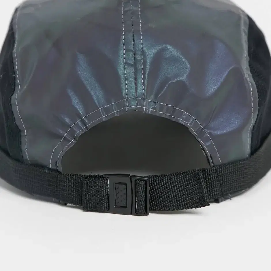 (새상품)SVNX cap with reflective pannels