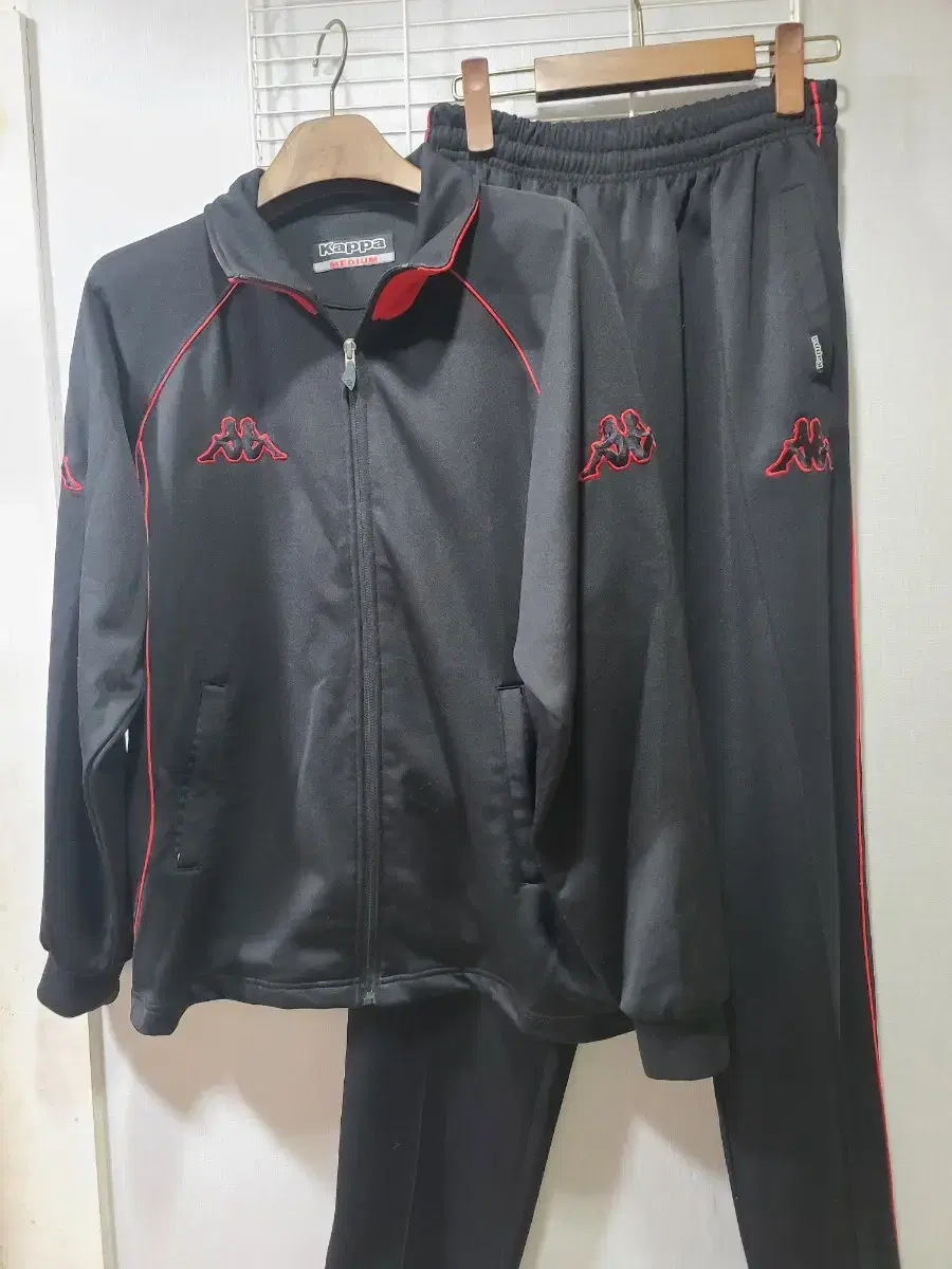 (M.95) KAPPA Kappa Training Suit Set !