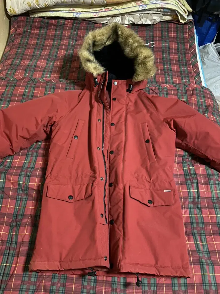 carhartt[carhartt] red padded size xs sells