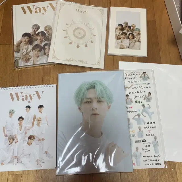 (가격인하) WayV 시즌그리팅