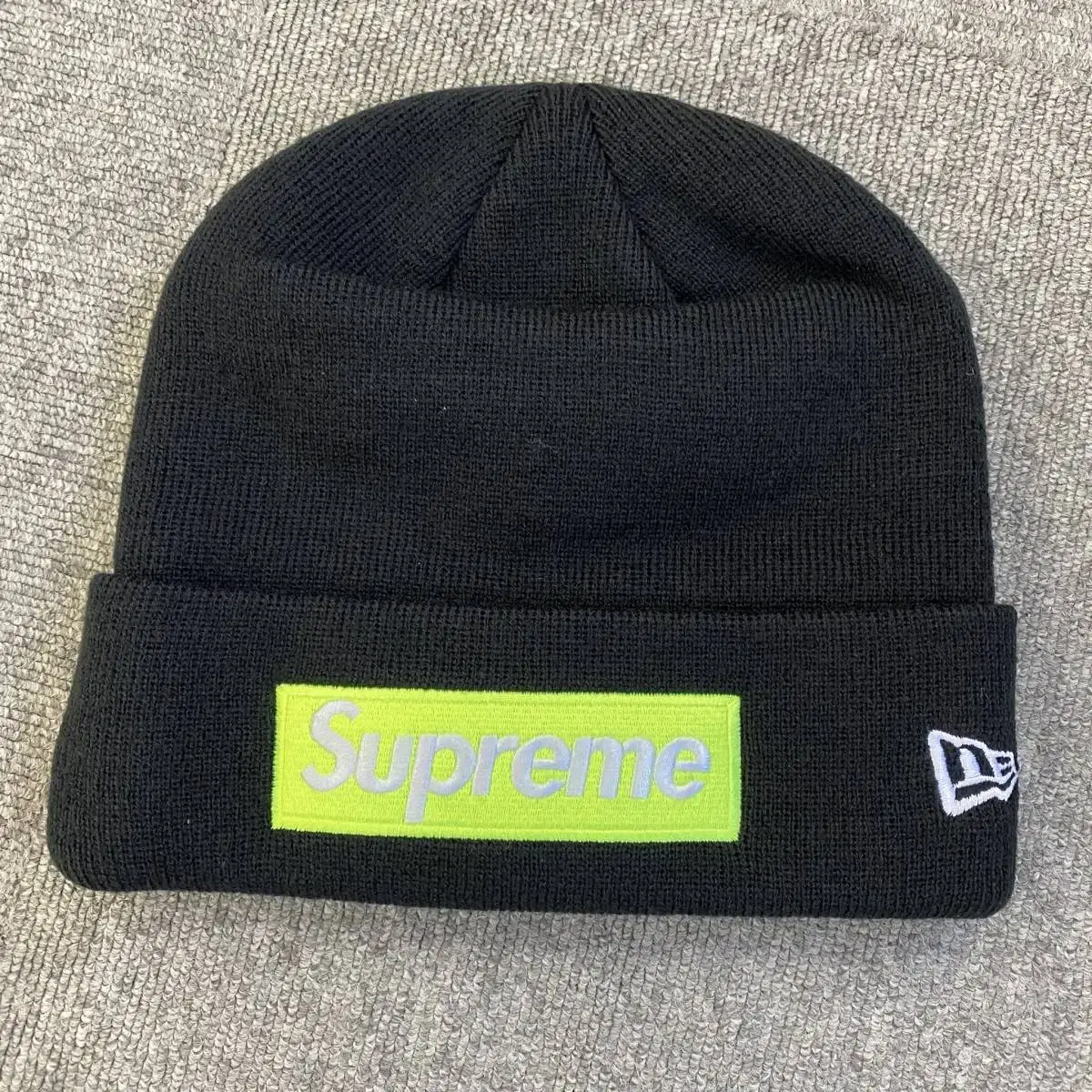 Supreme 17aw New Era Boxlogo Beanie (Blk