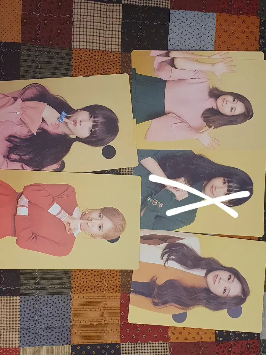 Sell Lovelyz limited album, photocards and other components