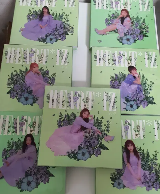 IZ*ONE Violetta Sapphire Album