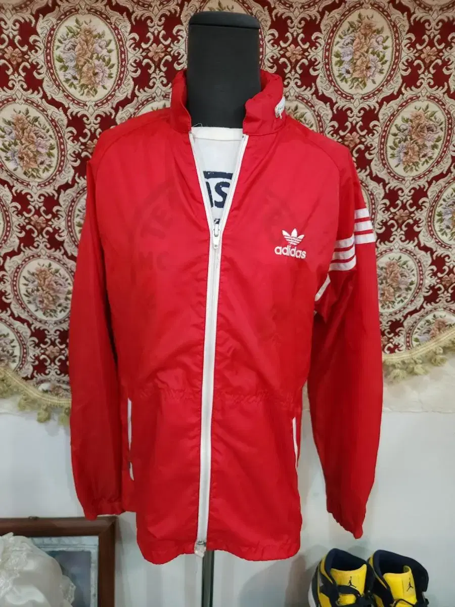 Adidas Descent 80s Three-Wire Embroidered Lightweight Windbreaker Jumper