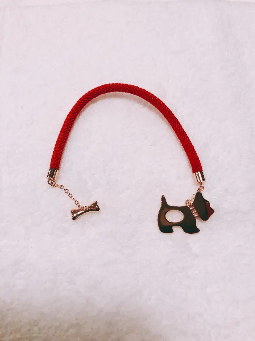 [New Product] Rose Gold Red Dog Bracelet