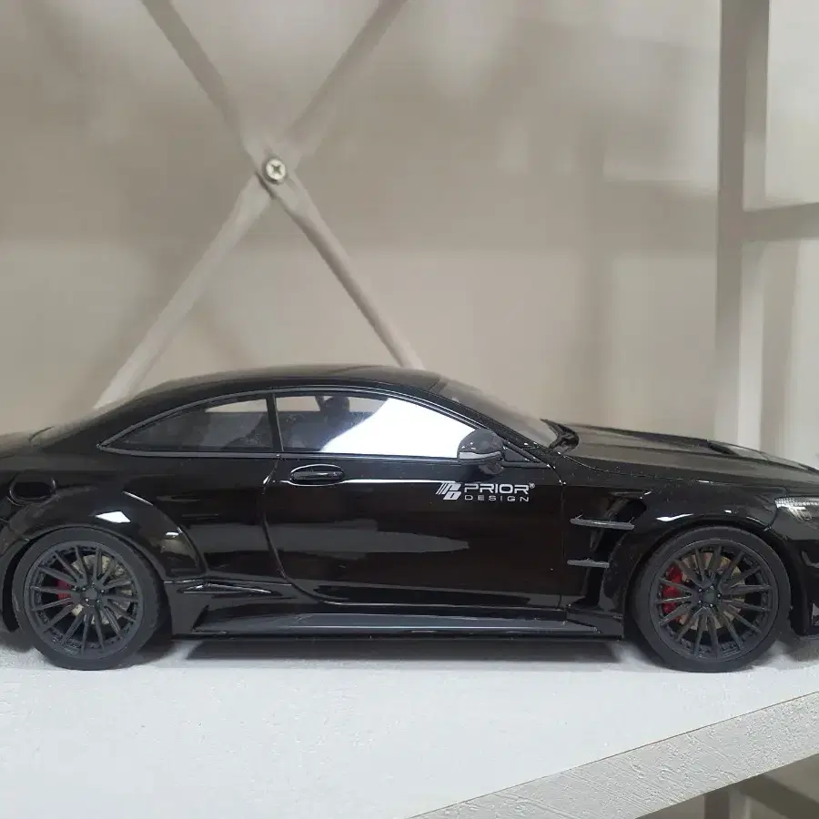 1:18 gtspirit 벤츠gt297