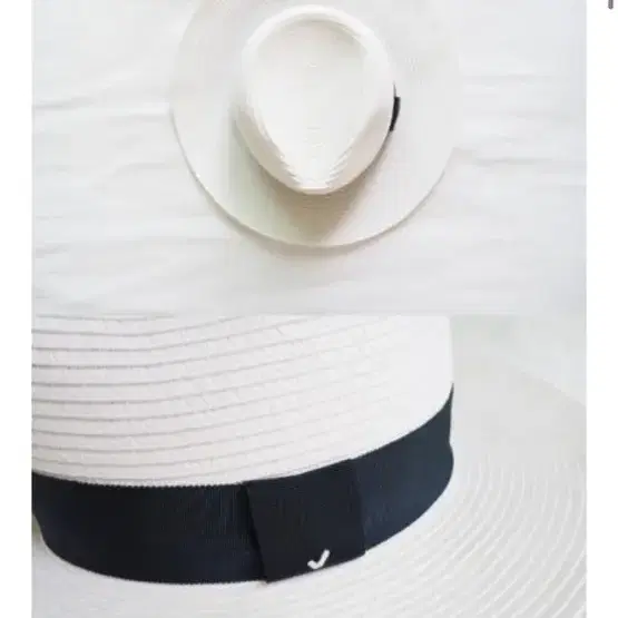 (새상품) 어썸니즈 STRAW FEDORA HAT_WHITE