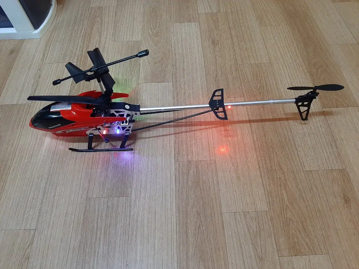 RC helicopter