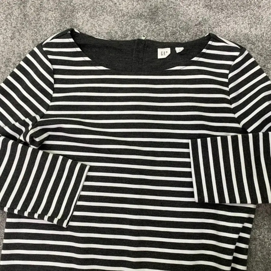 sale) GAP 갭 그레이 스트라이프 라운드 회색 롱 원피스