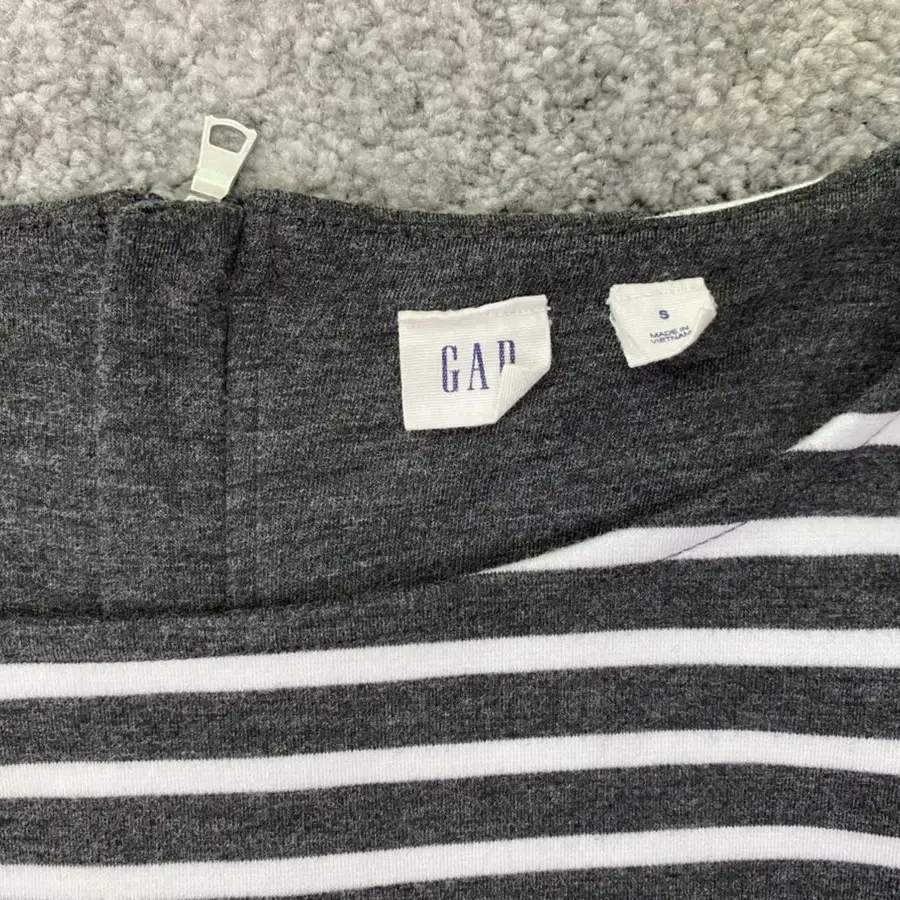 sale) GAP 갭 그레이 스트라이프 라운드 회색 롱 원피스