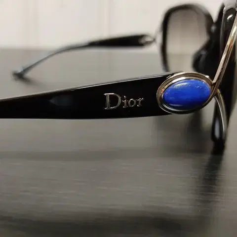 Dior. COPACABA2F. D28LF 61ㅁ14 115