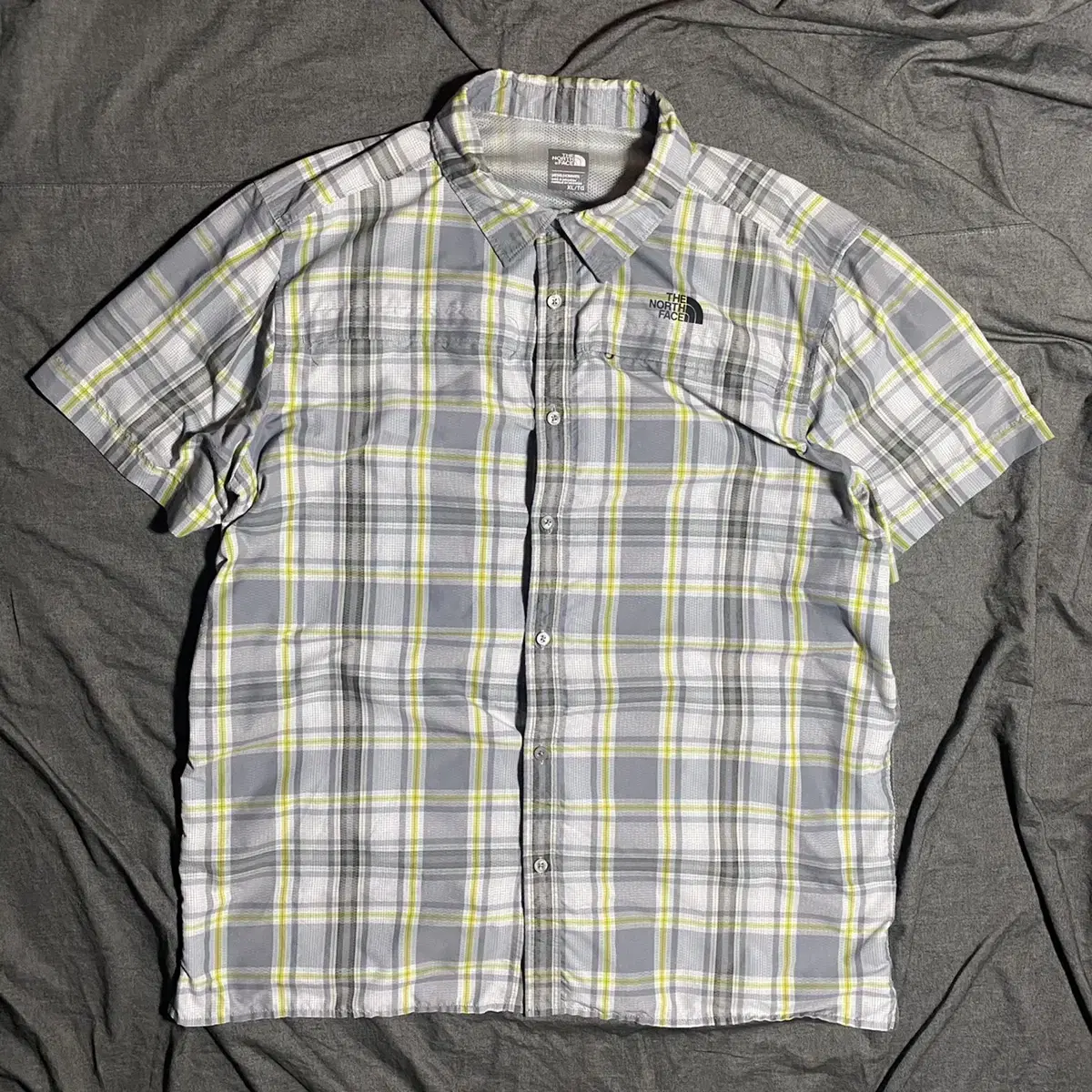 The North Face S/S plaid shirts Sz XL