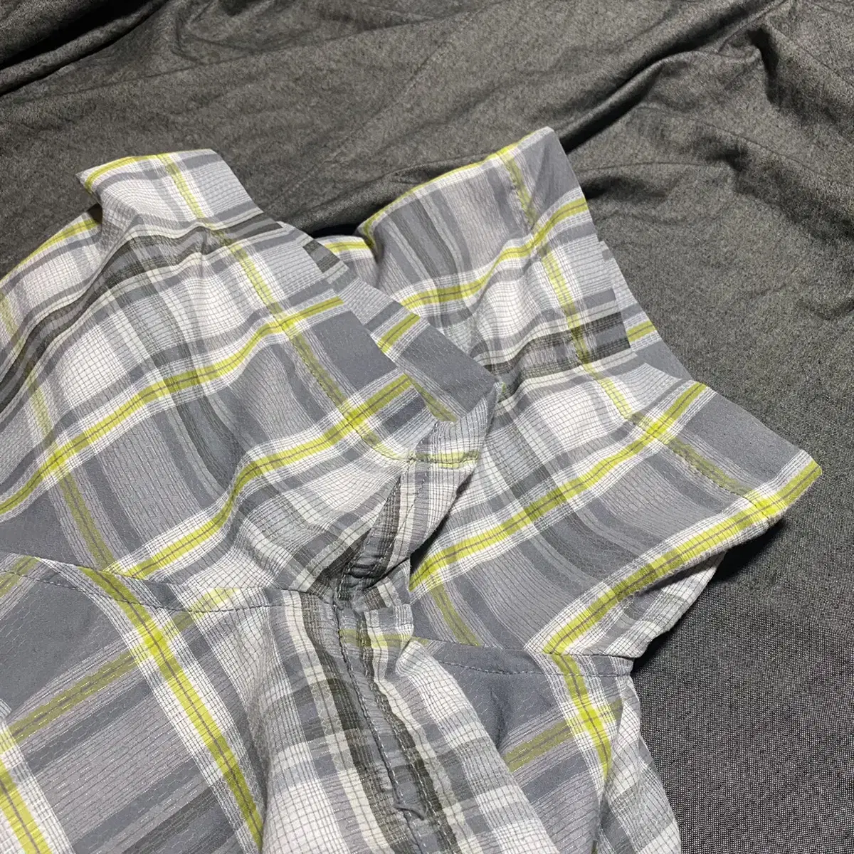 The North Face S/S plaid shirts Sz XL