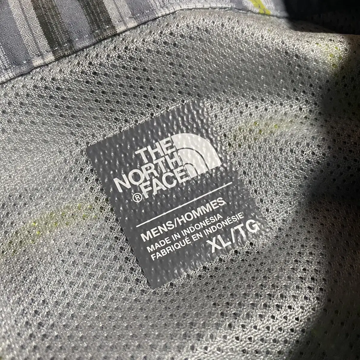 The North Face S/S plaid shirts Sz XL