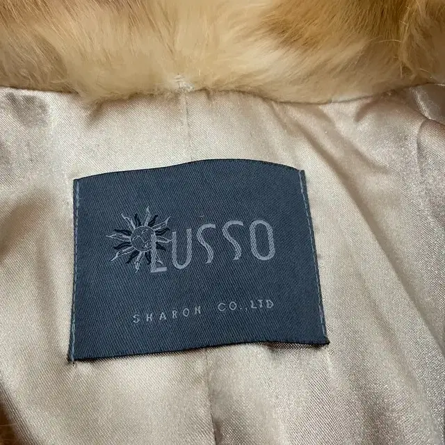 LUSSO 토끼털 코트