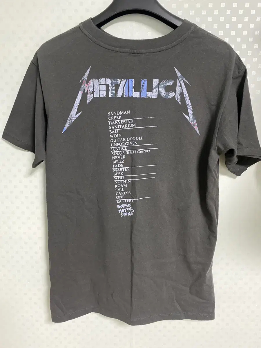 [M] UNIQLO Metallica T-shirt