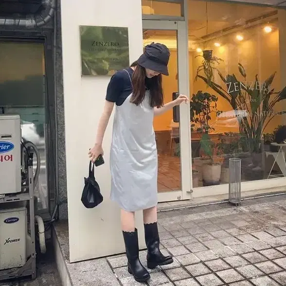 (새상품 덤 드림)STRING BUCKET HAT / BLACK