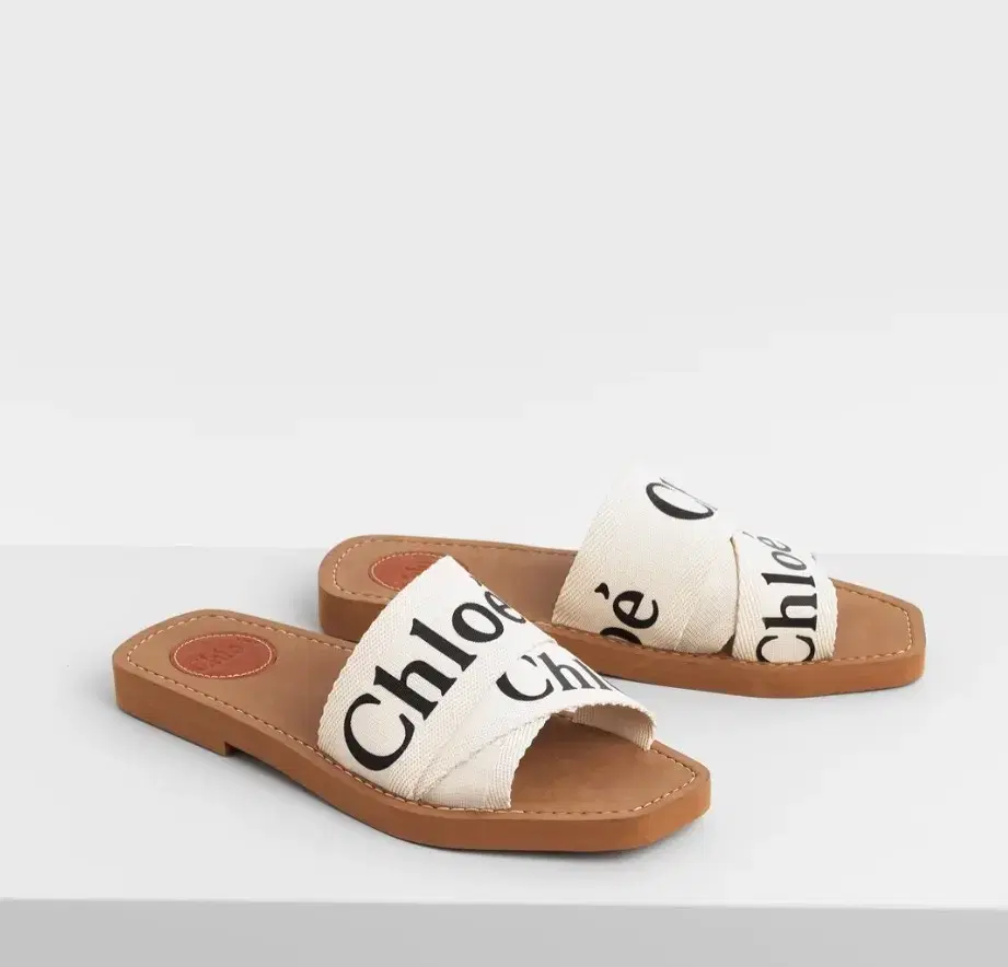 [Genuine] Request Chloe Logo Women's Slippers