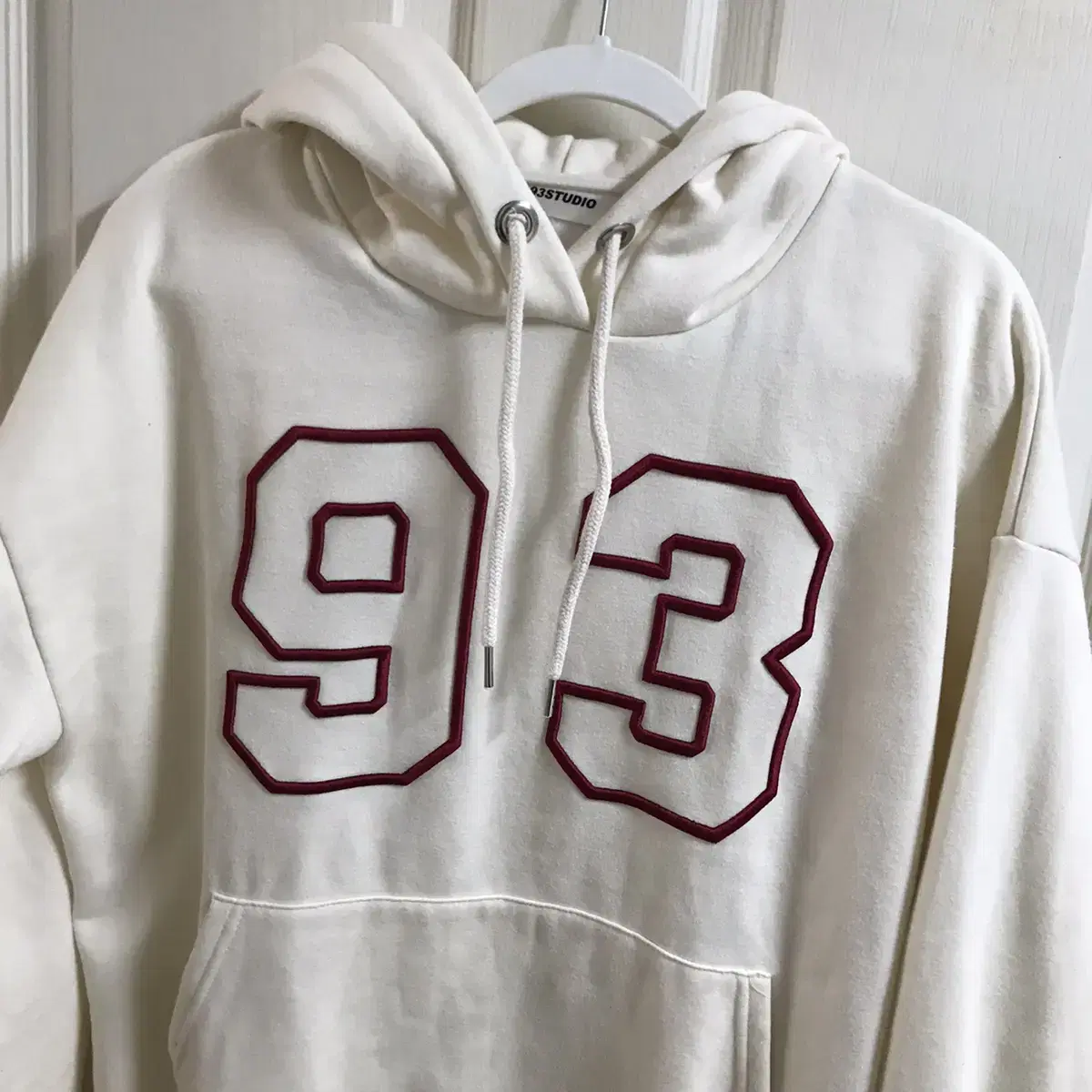 (good condition) 1993 Hoodie Ivory