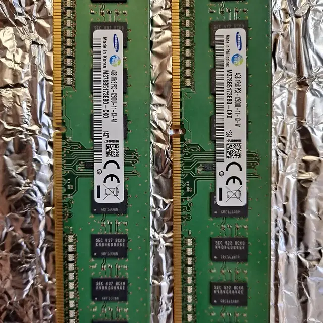 삼성 4GB 2RxPC3-12800U *2개