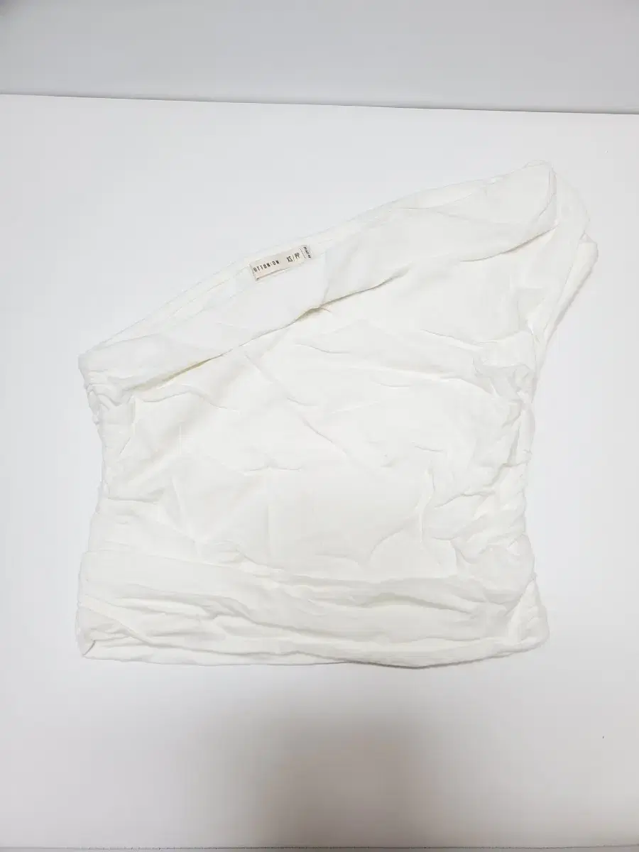 COTTON ON One-Shoulder Crop Tee (New)