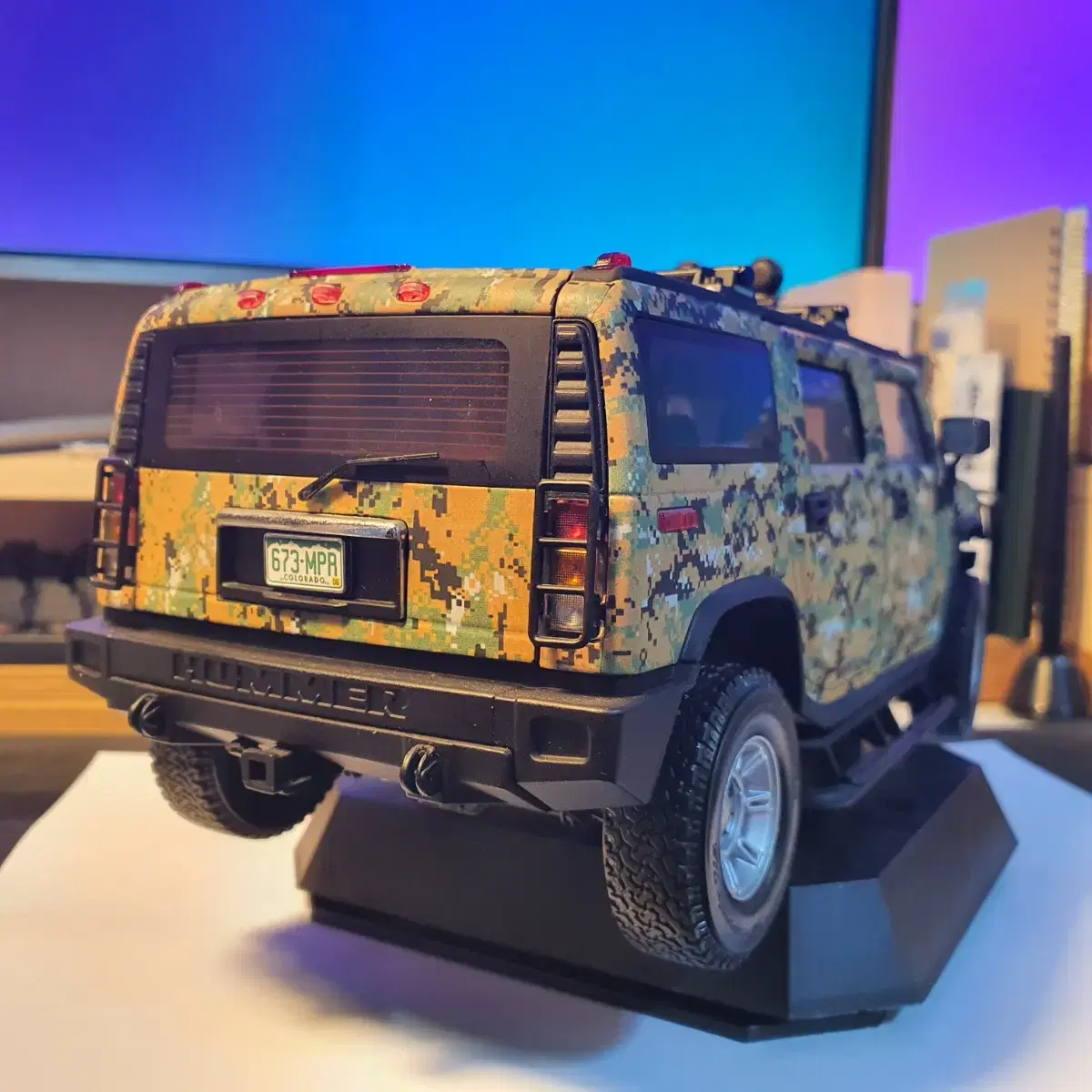 HIGHWAY 61 HUMMER H2 (1/18)