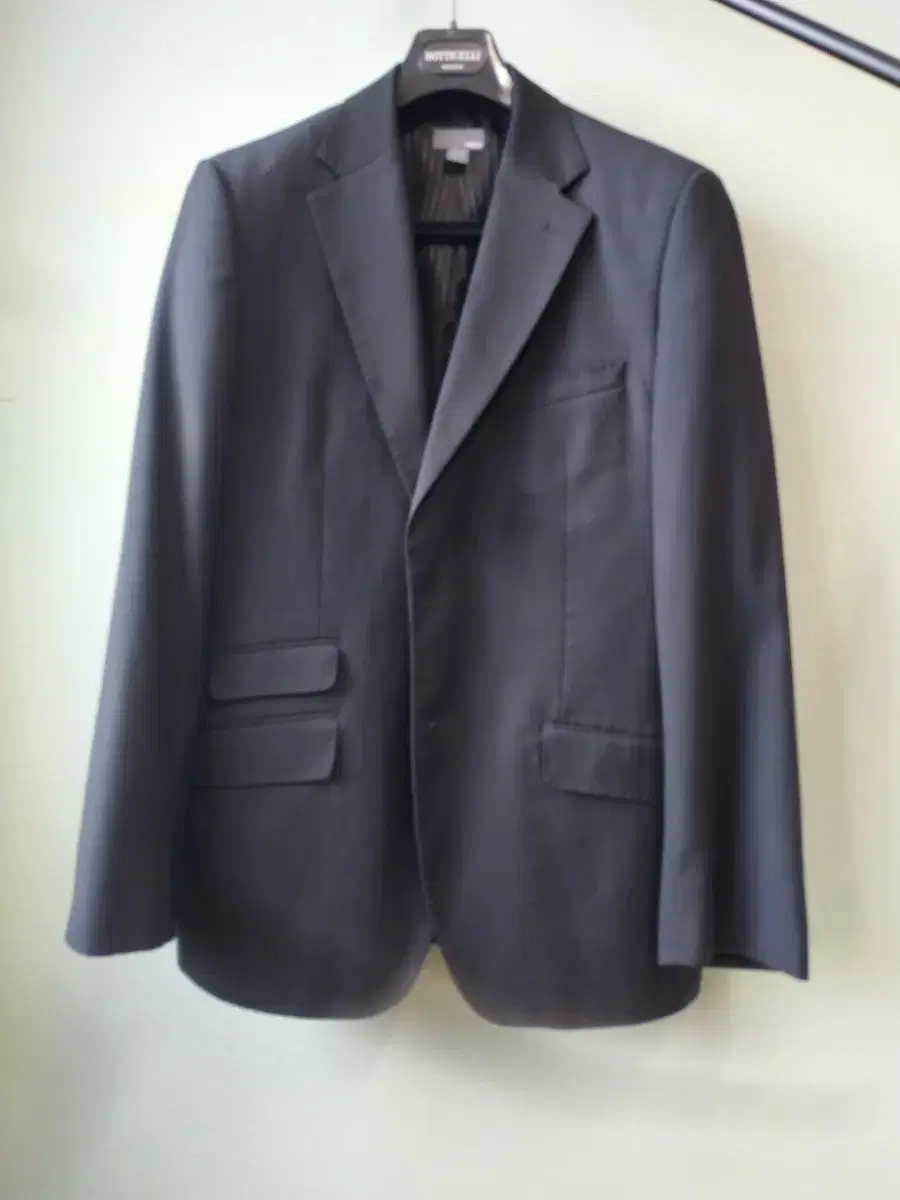 H&M Black Blazer