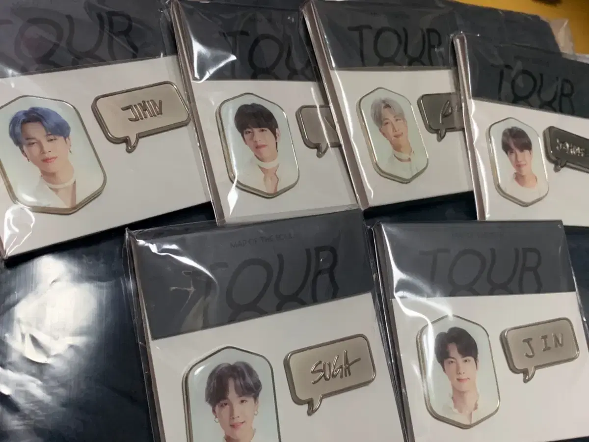 Bangtan Mapsole Concert Badge Set