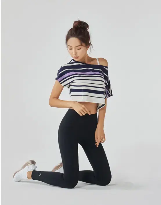 Rebody crop top, size 55, 2 pieces in bulk