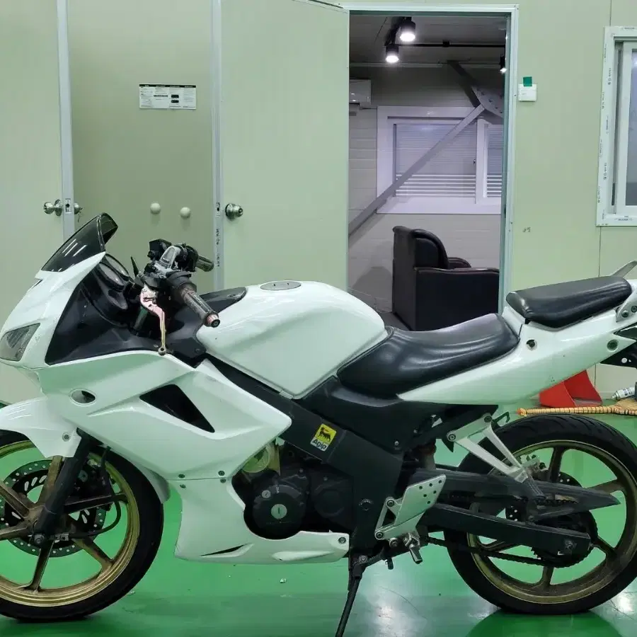 cbr125 10년식 멸축 판매합니다