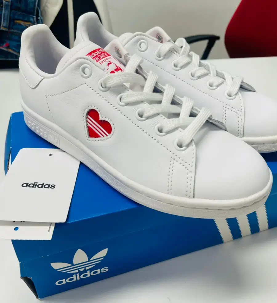 adidas Stansmith Heart 220