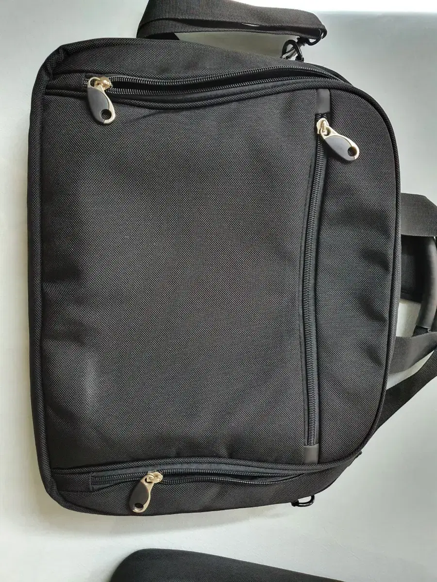 Laptop bag