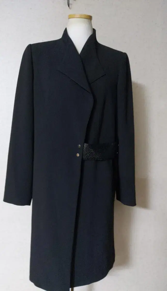 (66)Toho Intermediate Season Long Coat